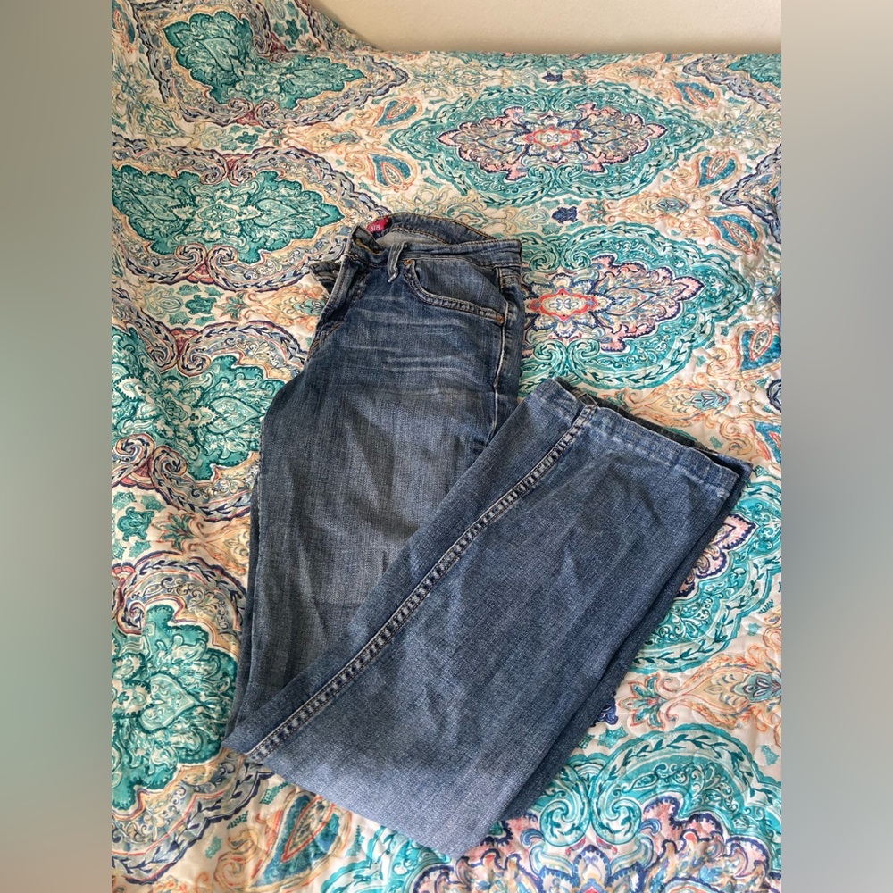 Boot cut